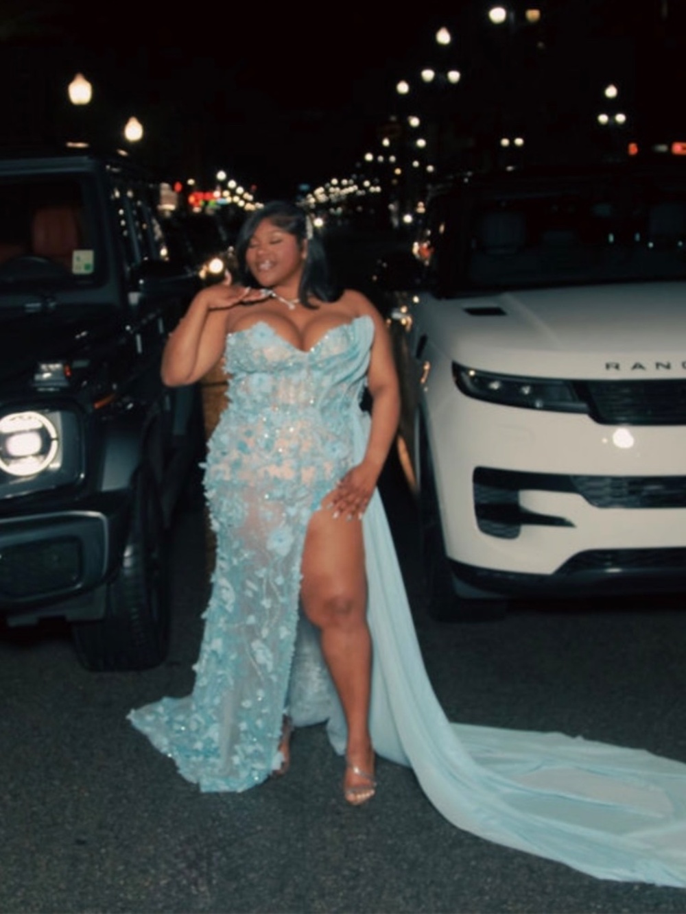 PROM DRESS - Picture 4 of 4